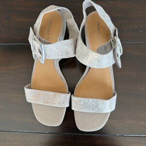 Donald J Pliner VIXI Women's Metallic Silver Sandals, Size 9M